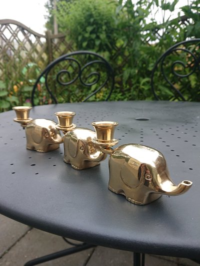 Set portacandele in ottone a forma di elefante 