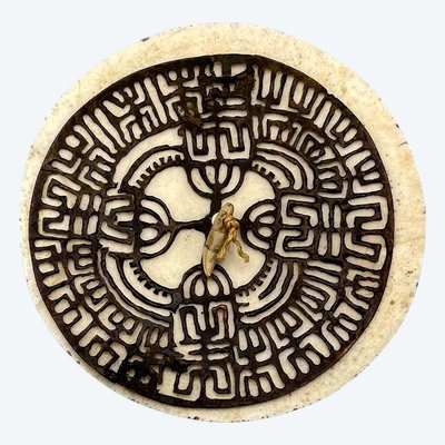 FOREHEAD ORNAMENT called dala kap kap - Papua New Guinea, Melanesia - Late 19th century