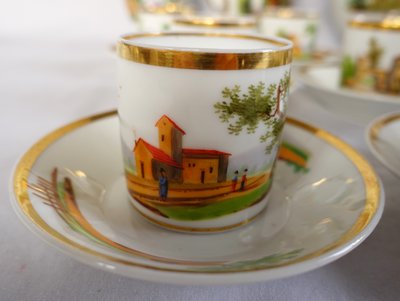 Empire coffee service in Paris porcelain gilded with fine gold & Italian landscapes - circa 1820
