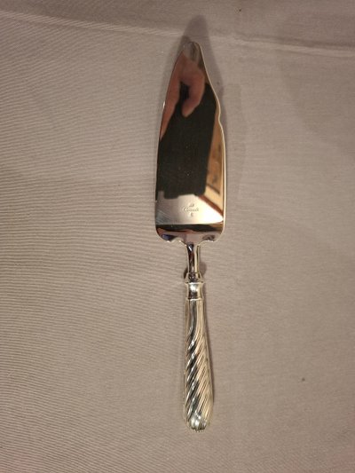 Christofle silver-plated cake server.