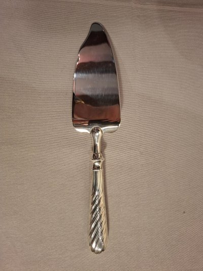 Christofle silver-plated cake server.