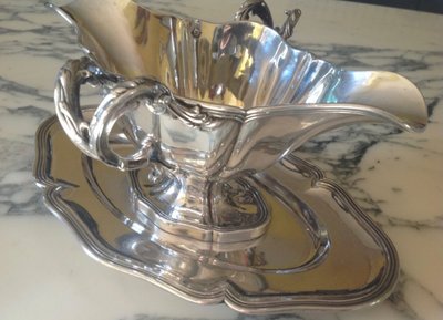 Saucière En Argent Massif De Forme Navette De Style Louis XV 