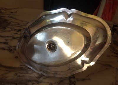 Saucière En Argent Massif De Forme Navette De Style Louis XV 