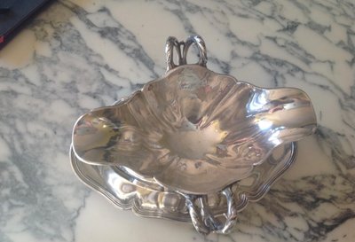 Saucière En Argent Massif De Forme Navette De Style Louis XV 