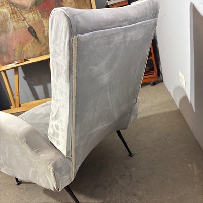 Mid Century 50s armchair “Gigi Radice” grey colour. Iron legs