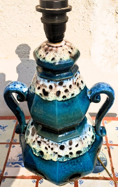 lampada da terra vintage anni '60 in terracotta blu lava