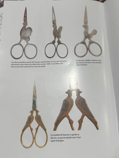 Paire de ciseaux à broder forme coq en acier nécessaire couture  fin XIXe début XXe