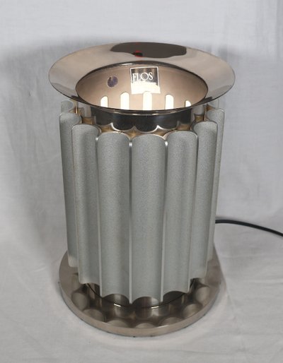 Lampe Taccia Flos datant des années 70 