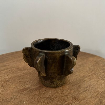 Mortier à ailettes et son pilon XVIIe en bronze