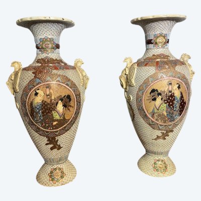 Antique Japanese Satsuma Ceramic Vases early 1900s Paintings . H 78 La 44