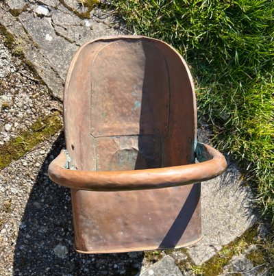 Porte-seau à charbon en cuivre – XIXe siècle