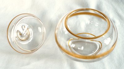 Zuccheriera Napoleone III in cristallo Baccarat impreziosita da oro fino - fine XIX secolo