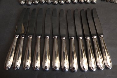 Christofle Perles 61-piece cutlery set