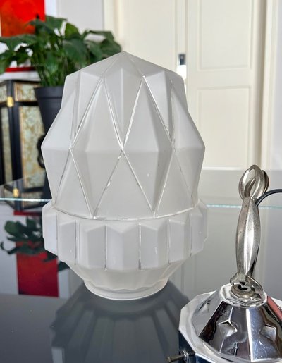 Art Deco Hanging Lamp - Chromed Metal And Frosted Glass Globe - Luminaire XXe siècle