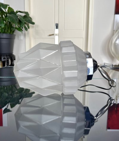 Art Deco Hanging Lamp - Chromed Metal And Frosted Glass Globe - Luminaire XXe siècle