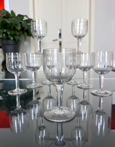 Service De Verres Soufflés Décorés d'Une Frise Gravée - XIXe Siècle