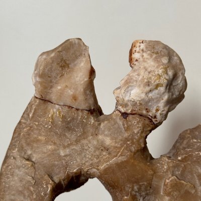 Scultura in alabastro di San Giorgio che uccide il drago, XVII secolo