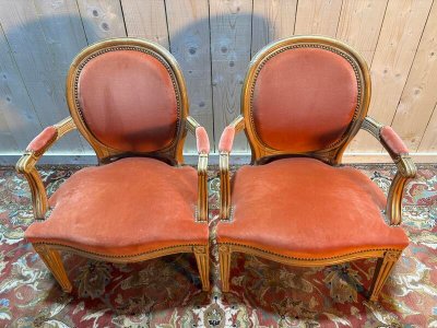 Paire de fauteuils Louis XVI 