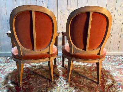 Paire de fauteuils Louis XVI 