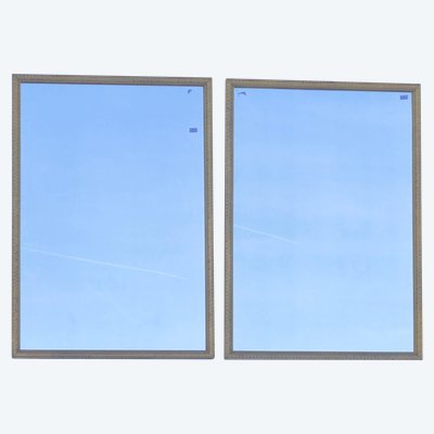 Pair of mirrors