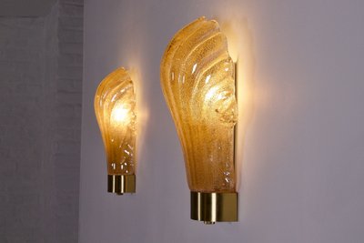 Pair of “shell” wall lights in Barovier Toso style.