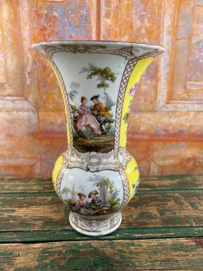 Vaso in porcellana di Dresda – Manifattura Helena Wolfsohn – Circa 1880