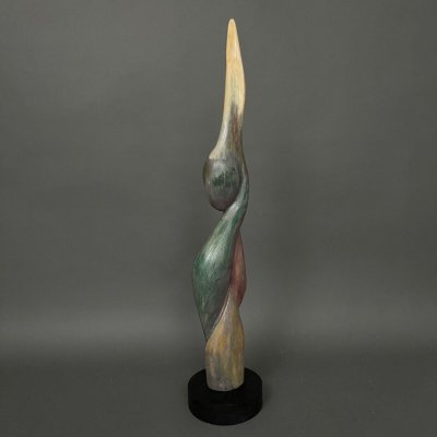 Sculpture en bois par Calin Hentea XXe femme à l'oiseau 