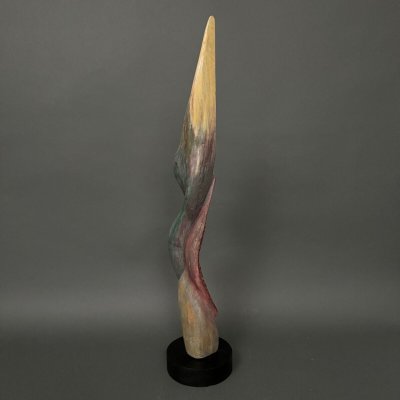 Sculpture en bois par Calin Hentea XXe femme à l'oiseau 