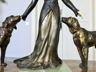 Scultura in marmo e onice regolata con criselefantino, firmata Limousin - Art Déco