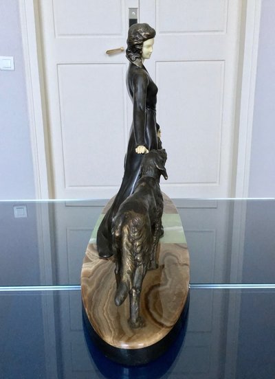 Scultura in marmo e onice regolata con criselefantino, firmata Limousin - Art Déco