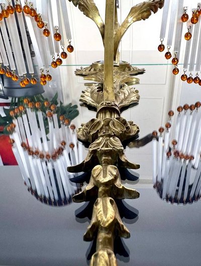 Lampada da parete in bronzo, porcellana e perle di vetro - Fine XIX inizio XX secolo