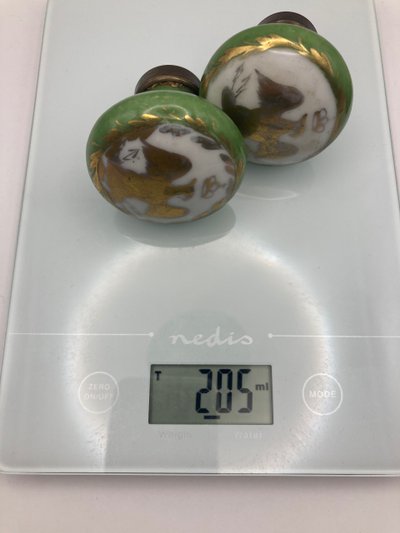 Porcelain handles