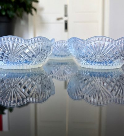 Dessertset Schalen aus Opalglas - Art Deco