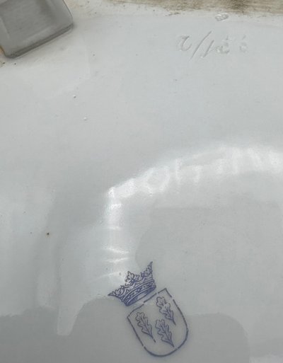 PORCELAIN PLANTER