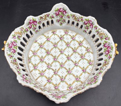 PORCELAIN PLANTER