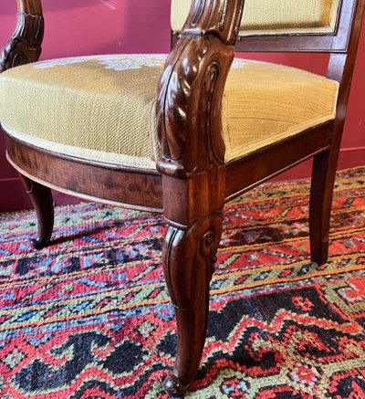Paire de fauteuils en acajou, époque Charles X