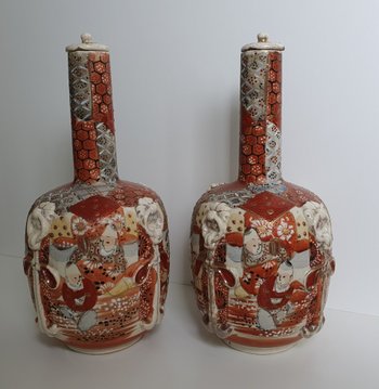 Kyoto Satsuma: pair of bottle vases with lids ca. 1910
