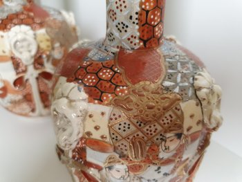 Kyoto Satsuma: pair of bottle vases with lids ca. 1910
