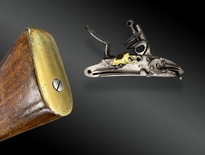Rifle of the students of the Military Schools, M. de Versailles, model 1817 with its bayonet.