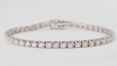 Bracelet rivière en or blanc et diamants 4cts