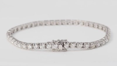 Bracelet rivière en or blanc et diamants 4cts