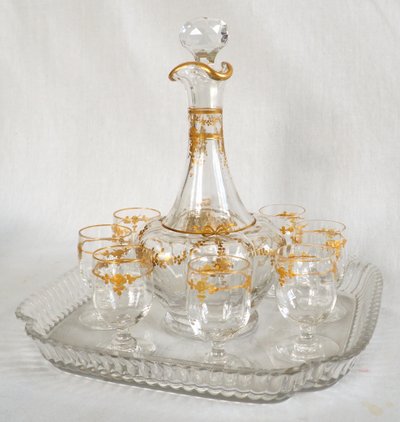 Napoleon III period liqueur service in Baccarat crystal enhanced with fine gold