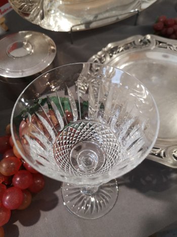 Tommy Saint Louis glass set