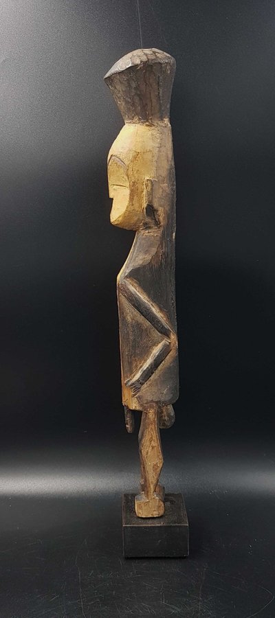 Statue d'ancêtre du peuple Mbole, R.D.C.