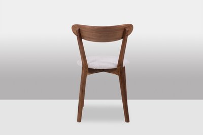Set da pranzo in noce. XXI secolo.LS63992156Y
