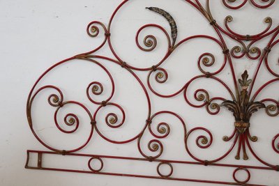 Testiera letto matrimoniale in ferro rosso, inizio XX secolo