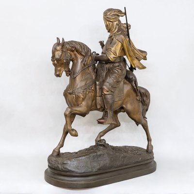 Cavaliere arabo di ritorno dalla caccia , Alfred Barye (1839-1882) Et Émile Guillemin (1841-1907)