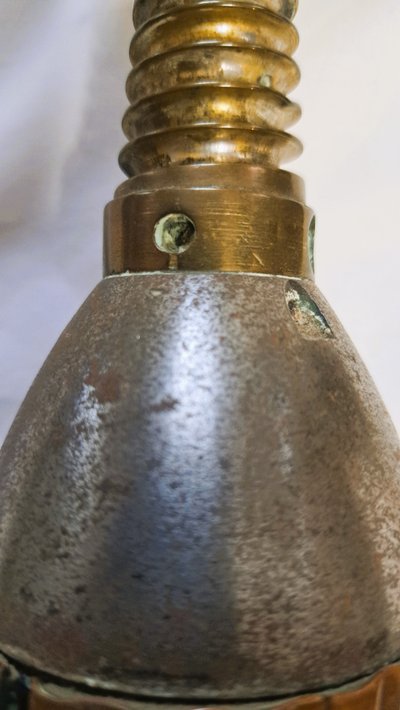 Pair of candlesticks 14/18 trench work