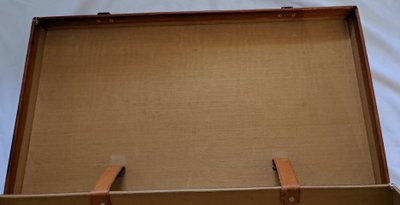 Light brown leather suitcase for men or women, early 20th century