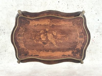 Tavolo da tè